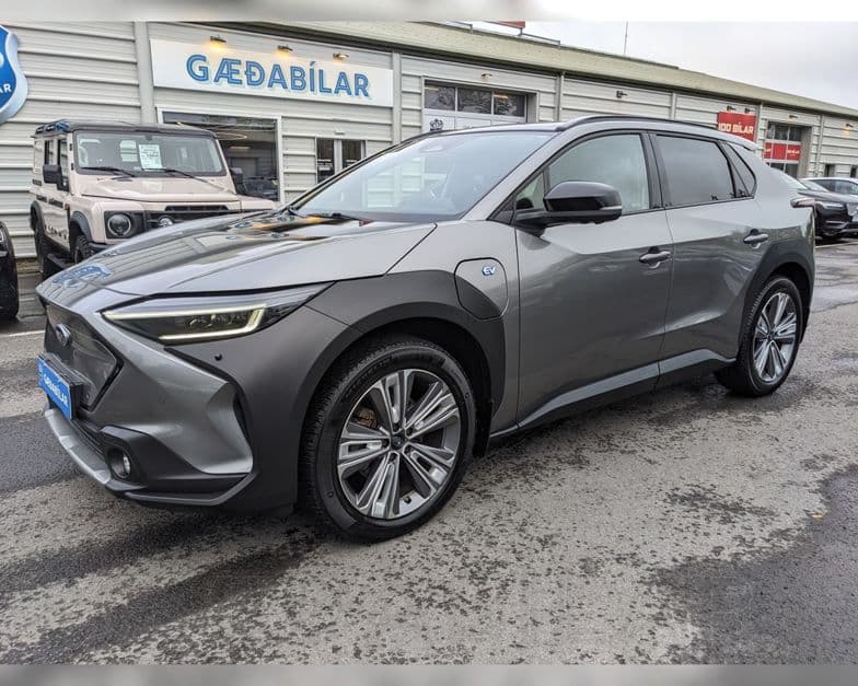 2023 Subaru Solterra LUX