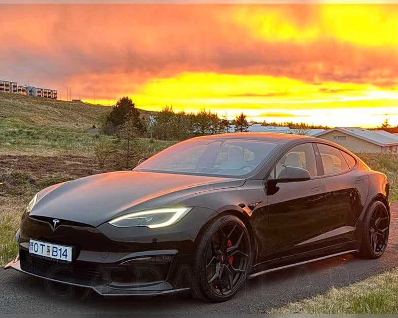 2023 Tesla Model S Long Range