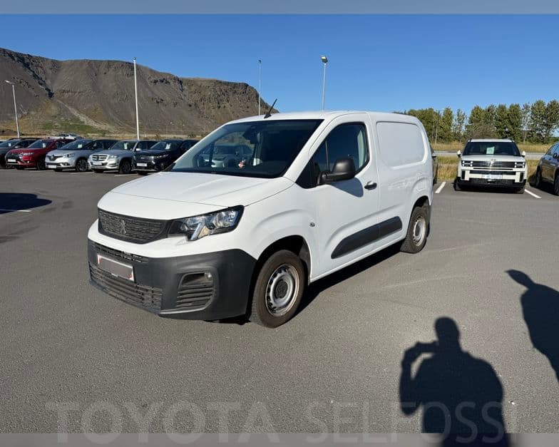 2022 Peugeot Partner