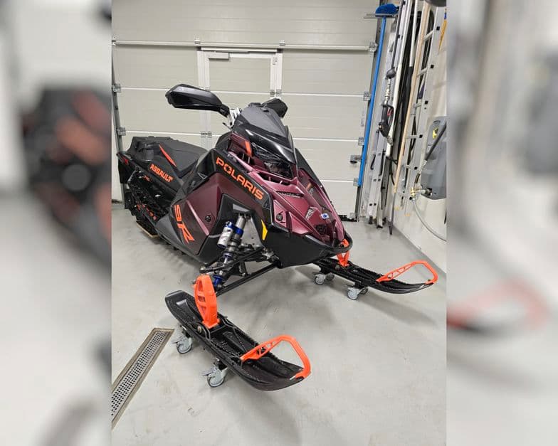 2025 Polaris Switchback Assault 146