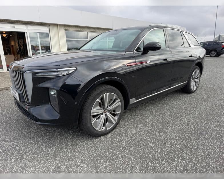 2023 Hongqi E-HS9