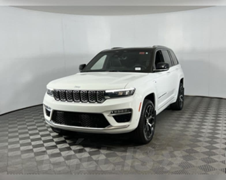 2023 Jeep Grand Cherokee Summit
