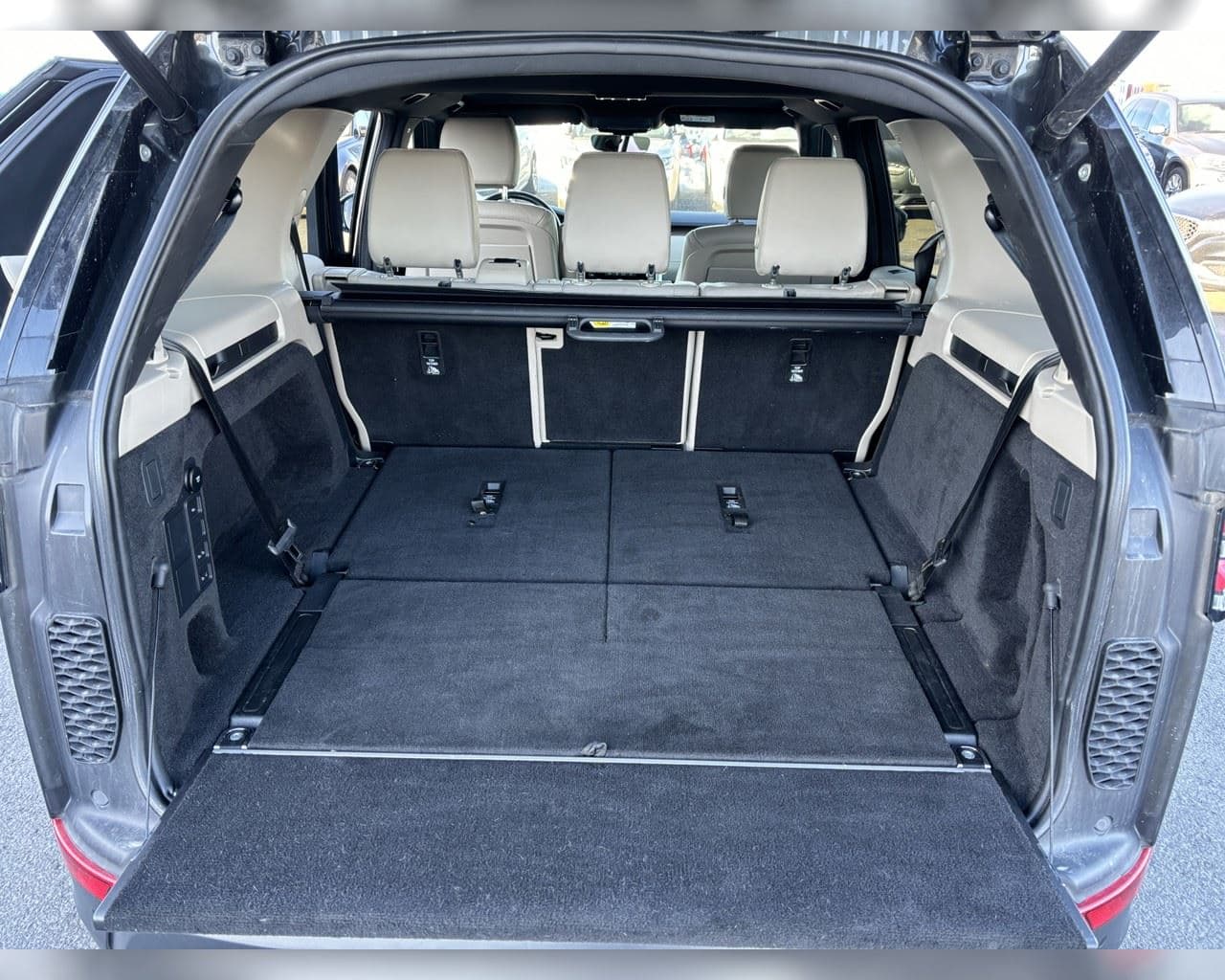 2020 Land Rover Discovery