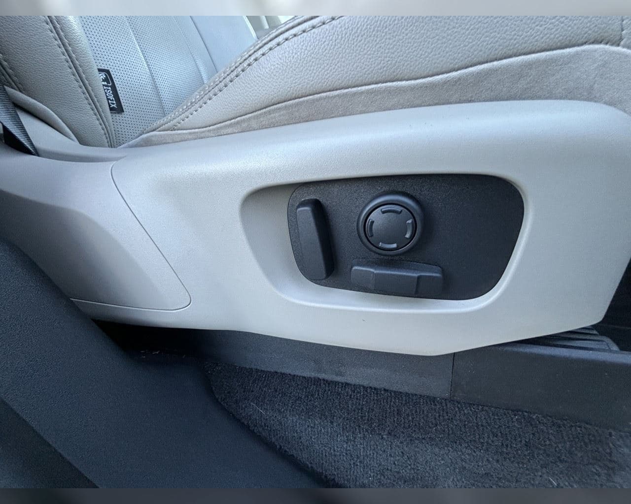 2020 Land Rover Discovery