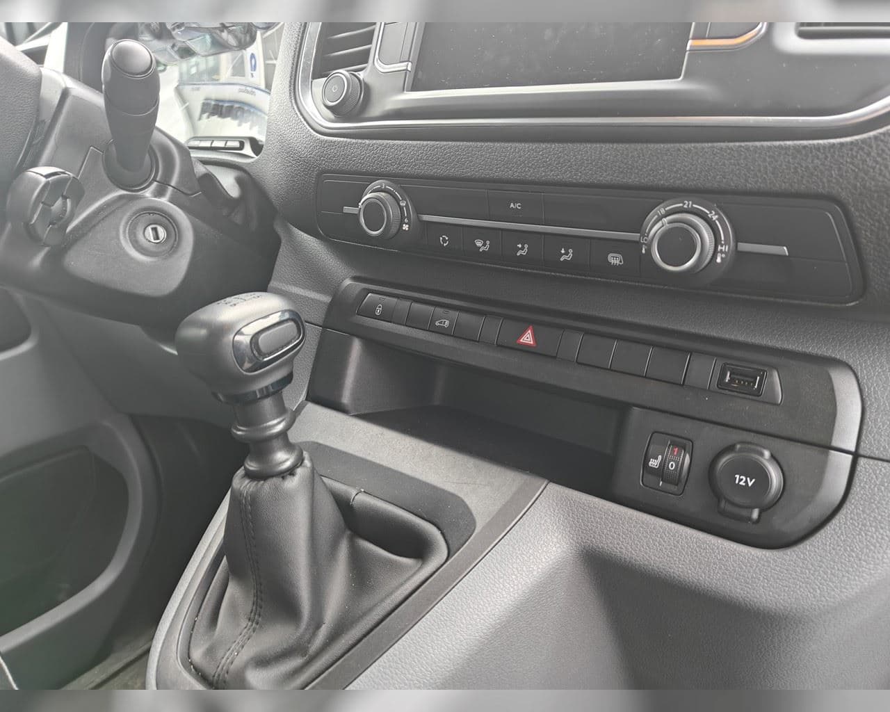 2021 Peugeot Expert