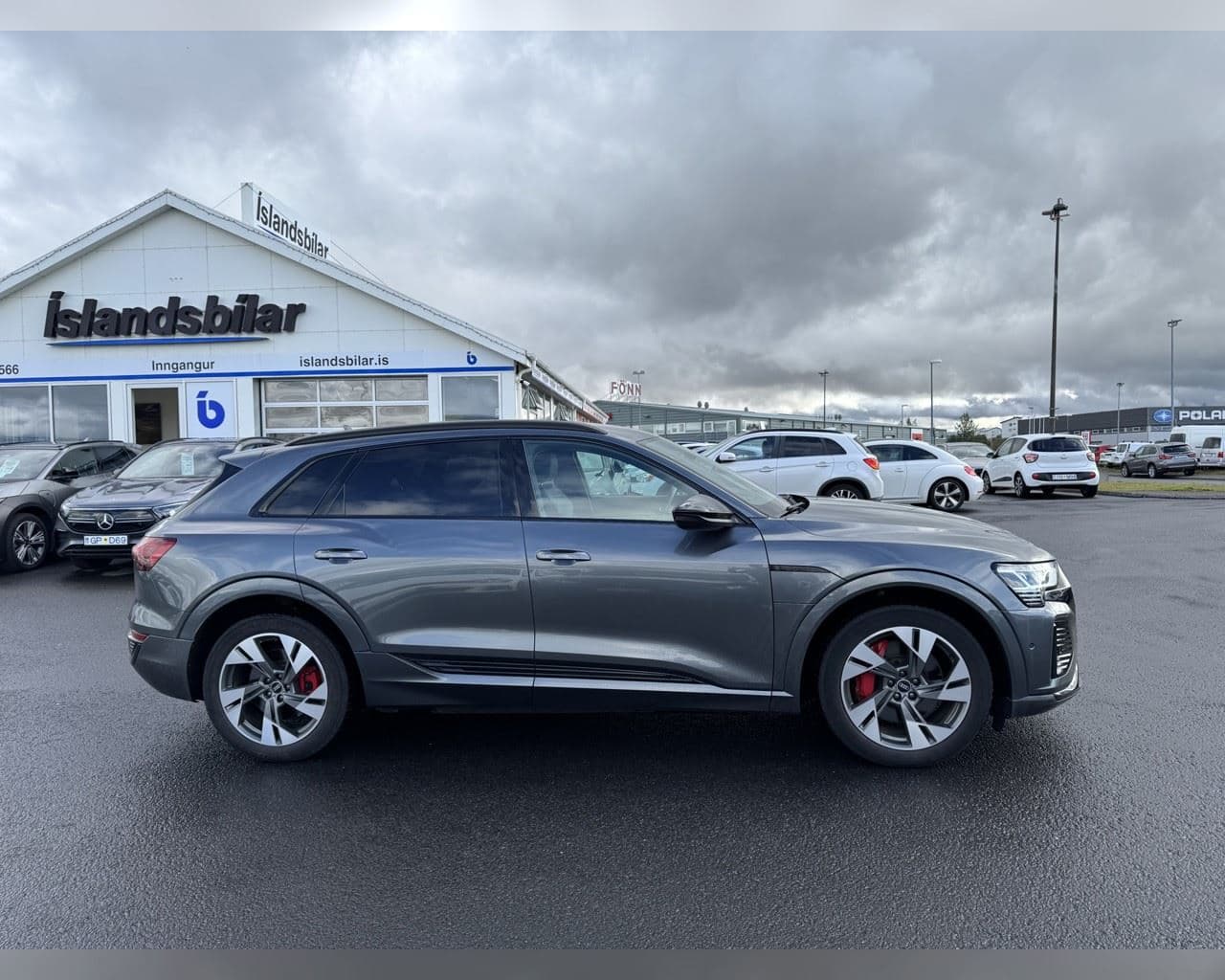 2023 Audi Q8
