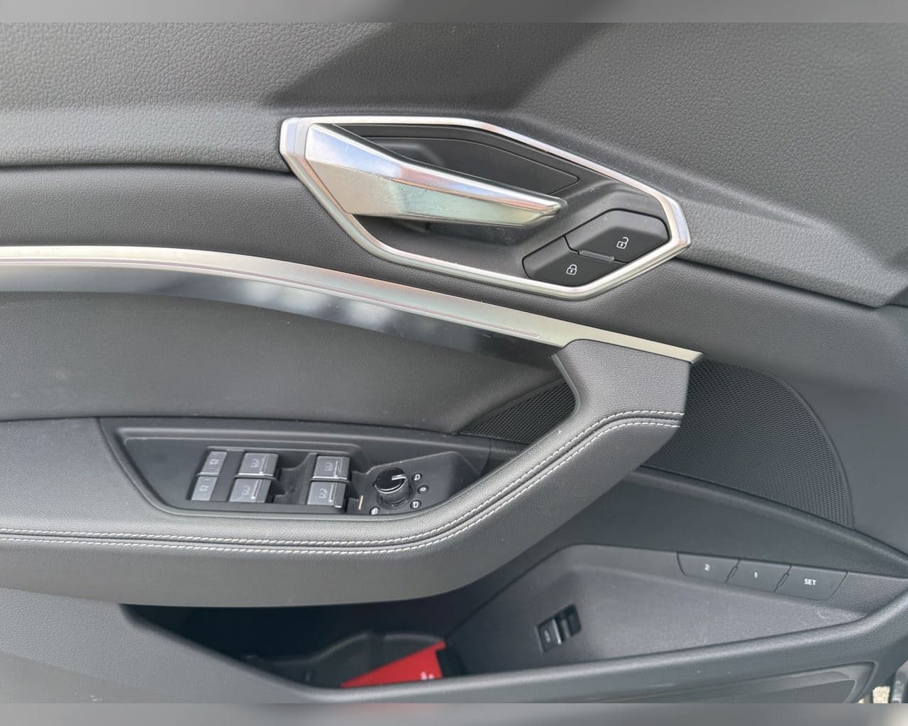 2023 Audi Q8