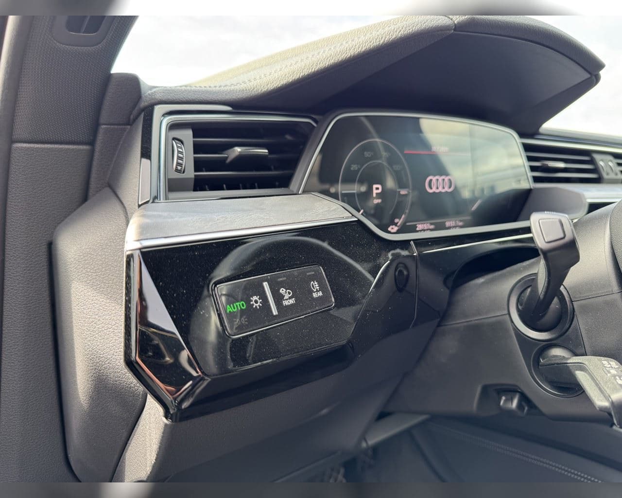 2023 Audi Q8