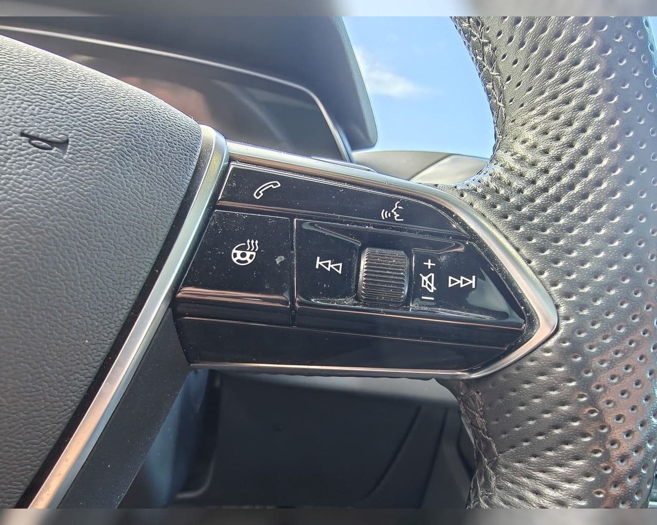 2022 Audi e-tron