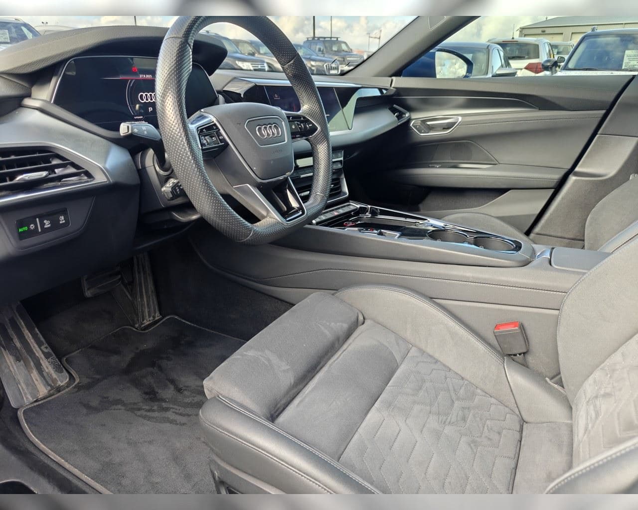 2022 Audi e-tron