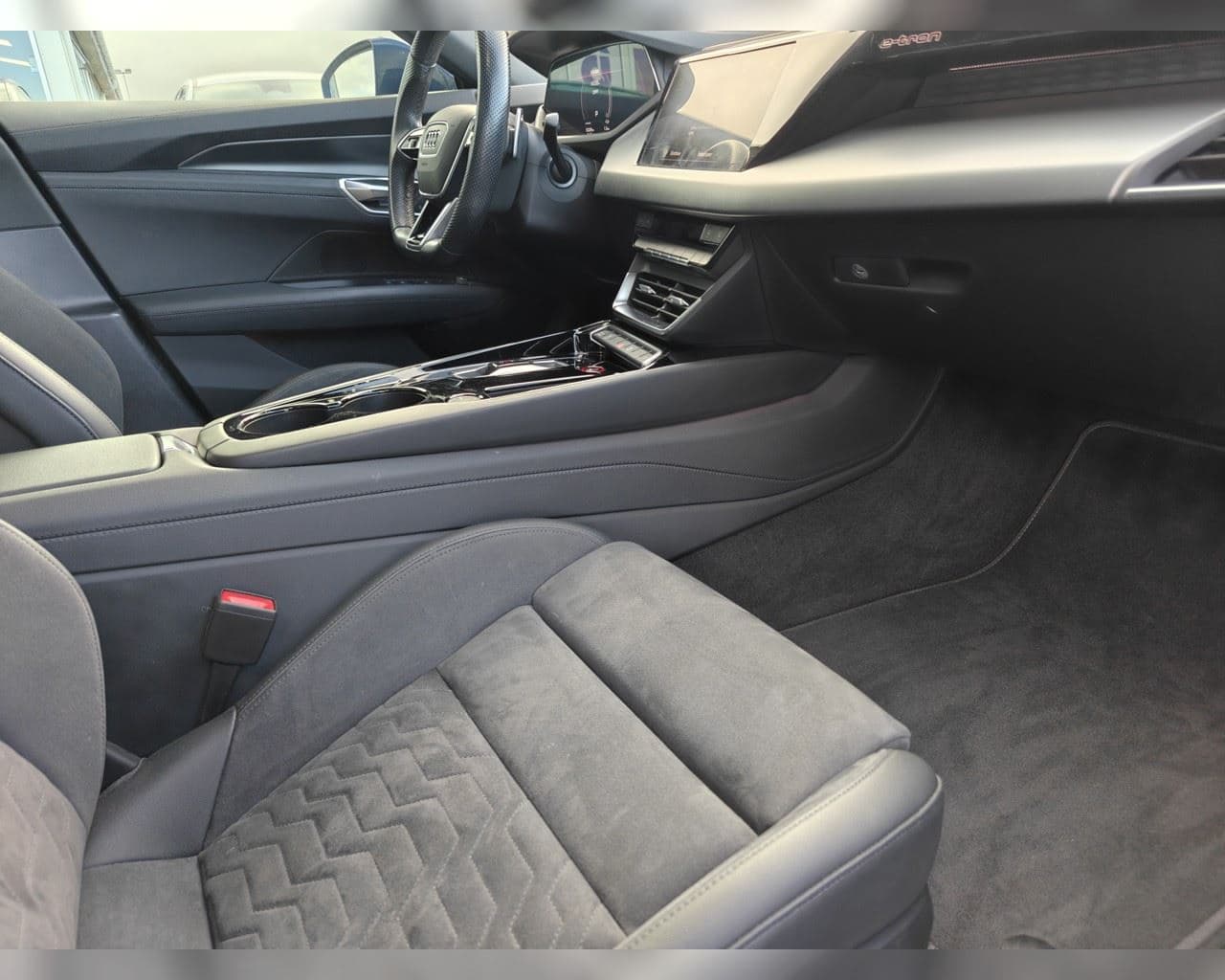 2022 Audi e-tron