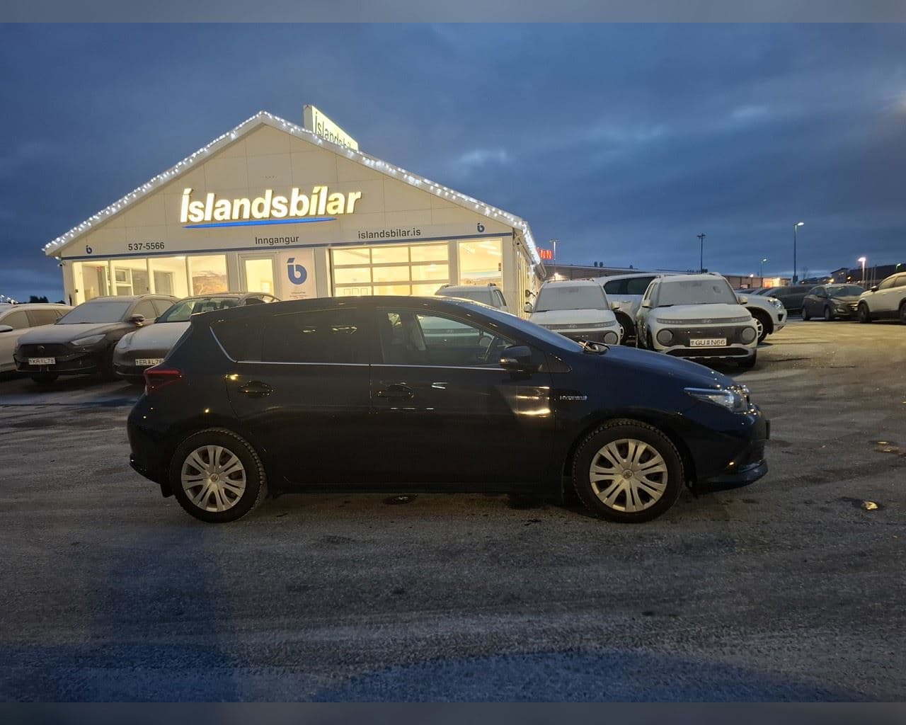2016 Toyota Auris