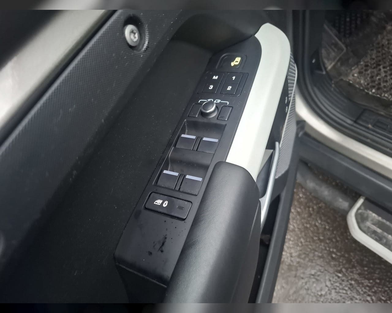 2021 Land Rover Defender
