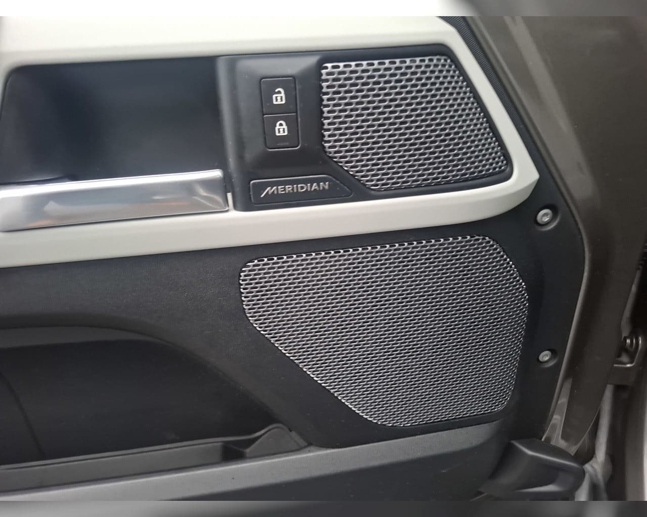 2021 Land Rover Defender
