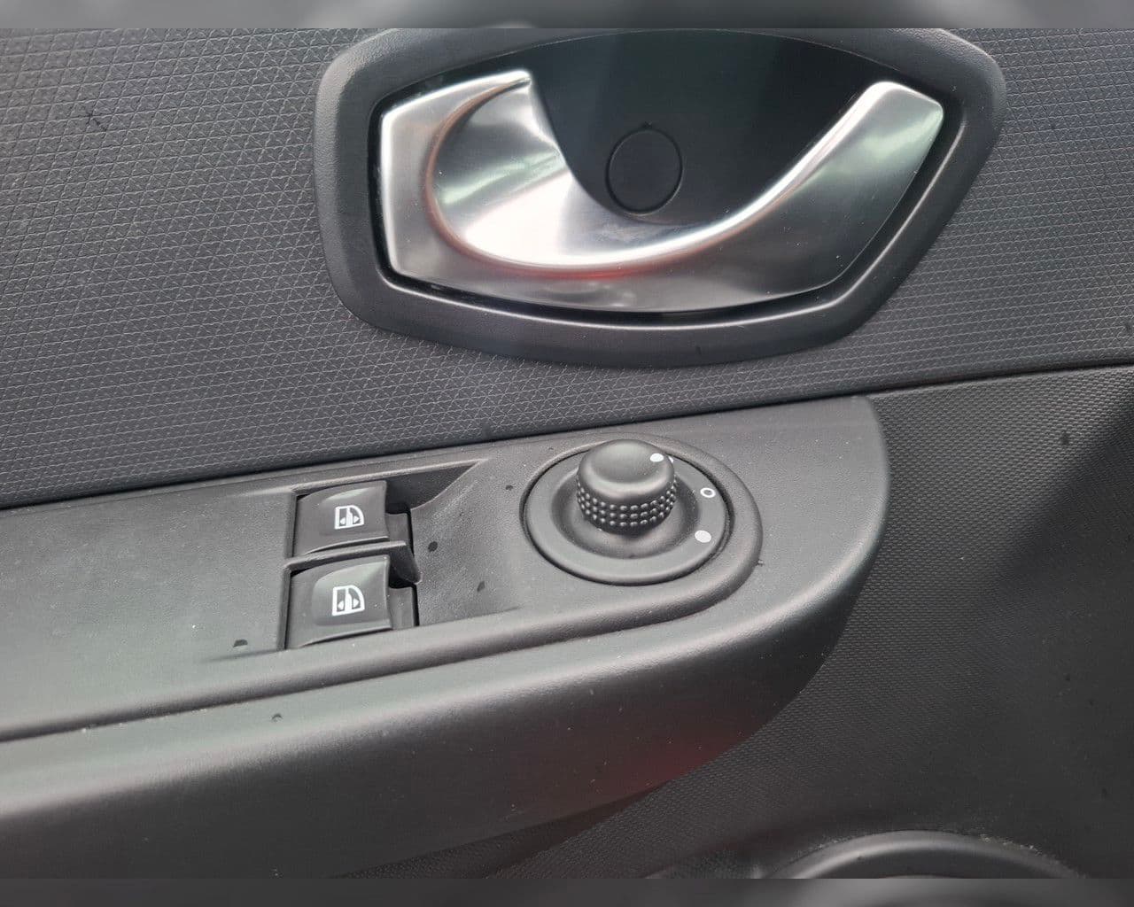 2015 Renault Clio