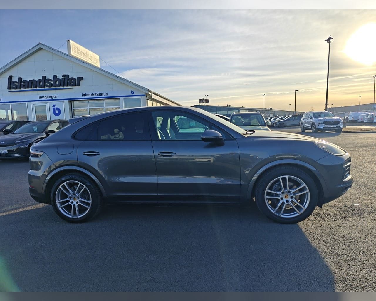 2021 Porsche Cayenne Coupe