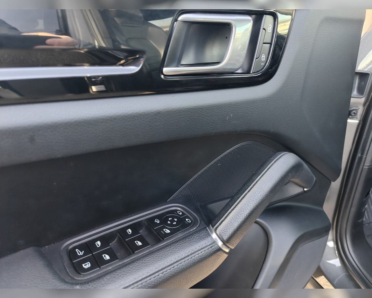 2021 Porsche Cayenne Coupe