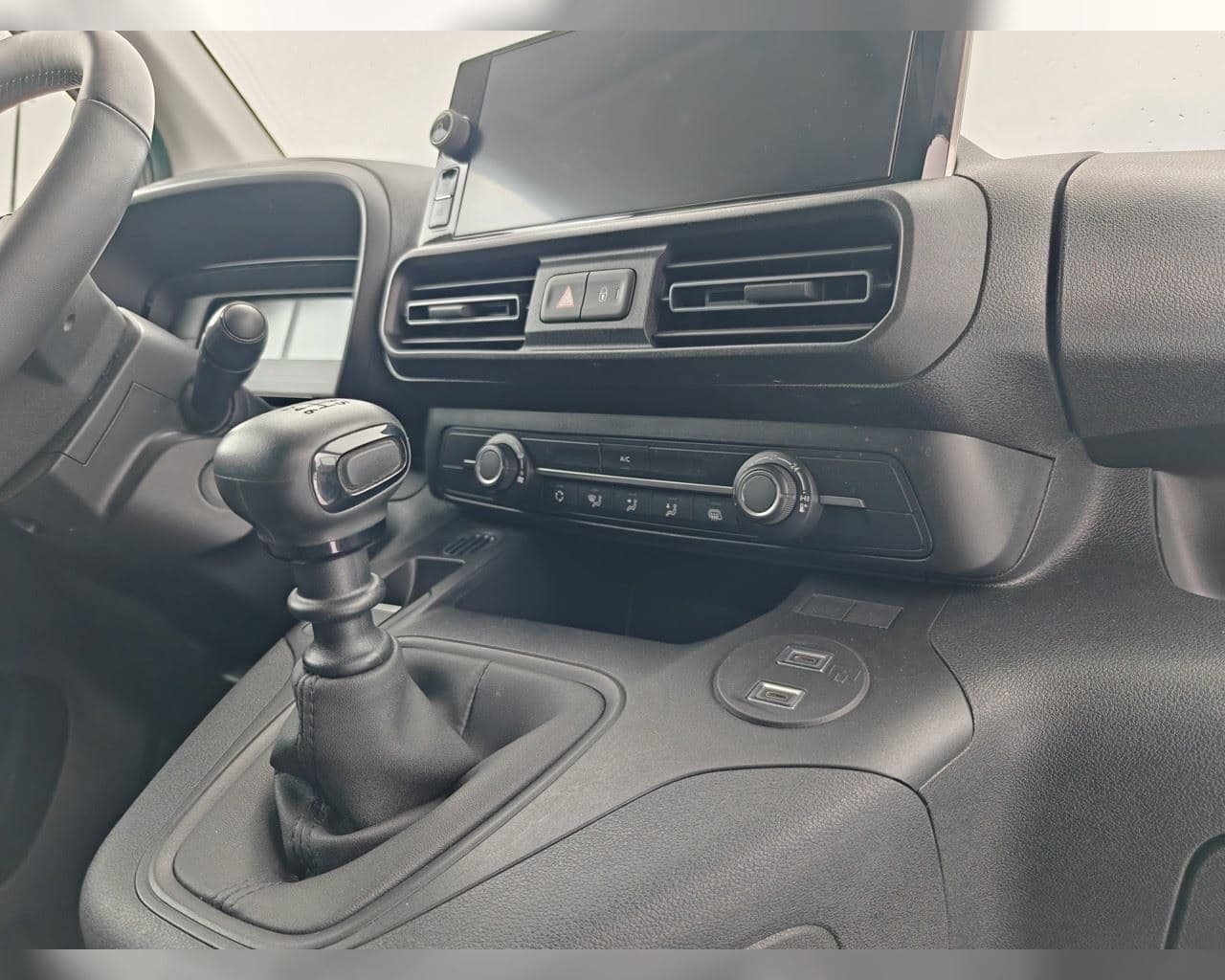 2025 Opel Combo