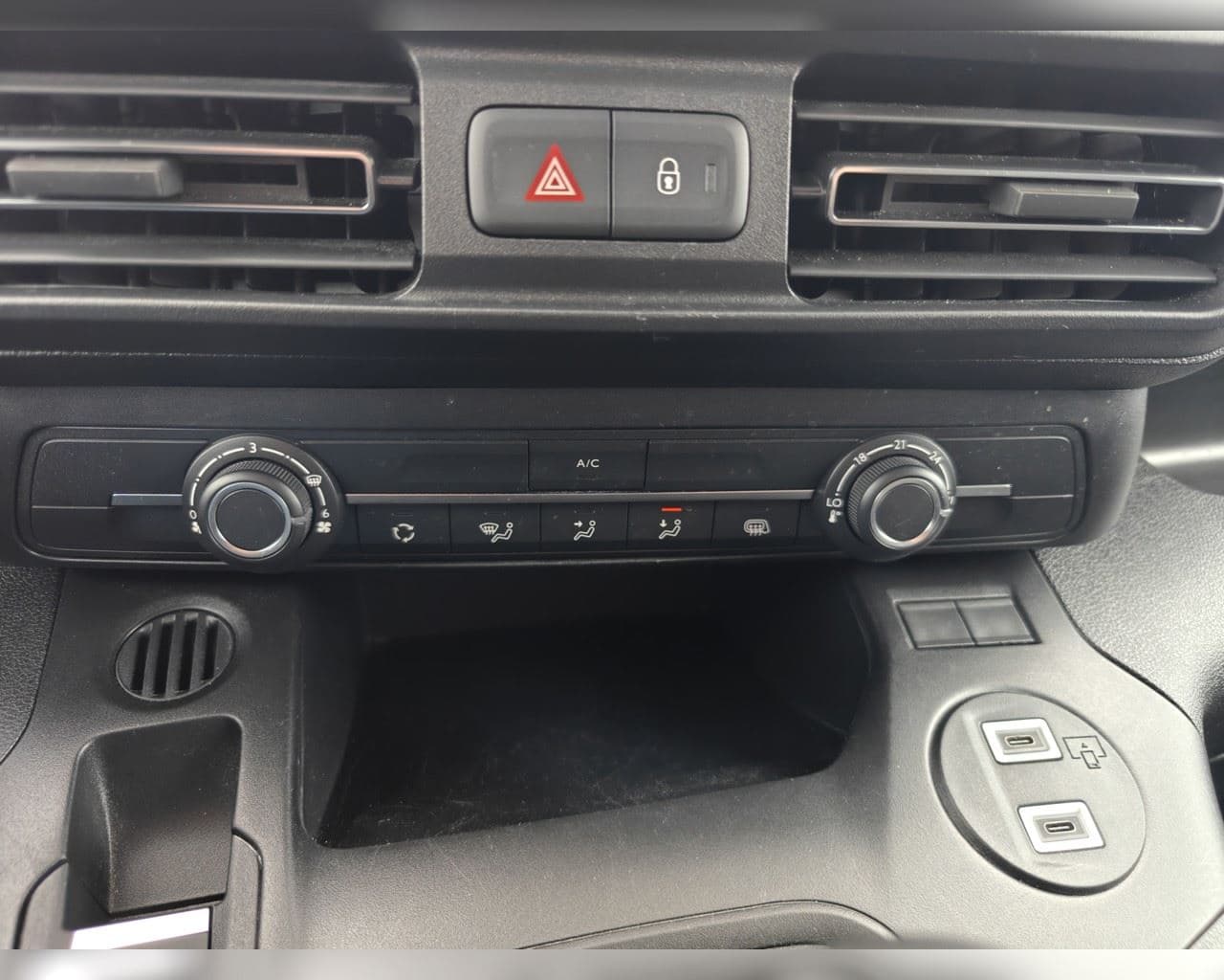 2025 Opel Combo