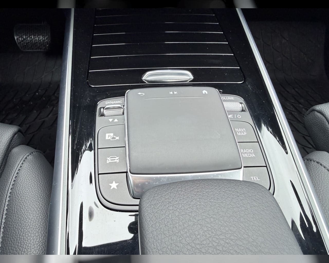2025 Mercedes-Benz EQB