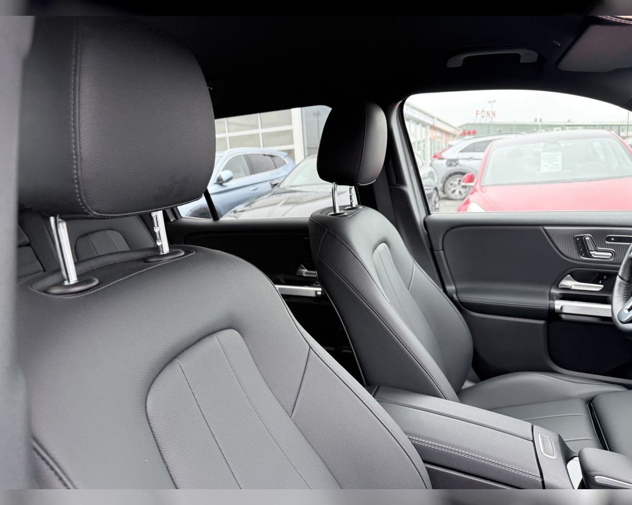 2025 Mercedes-Benz EQB
