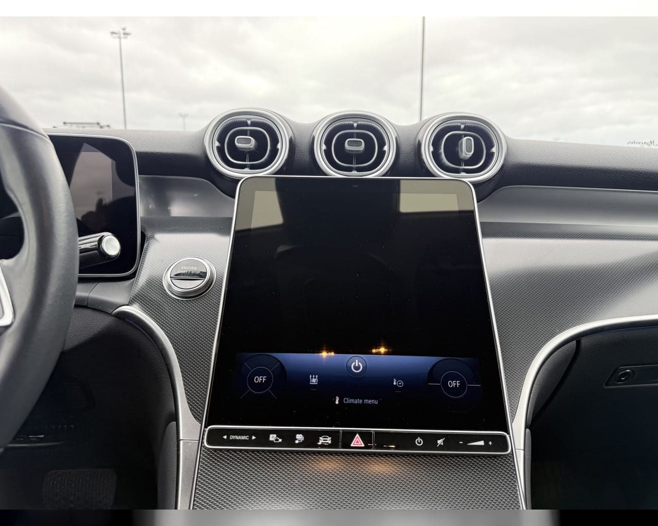 2025 Mercedes-Benz GLC
