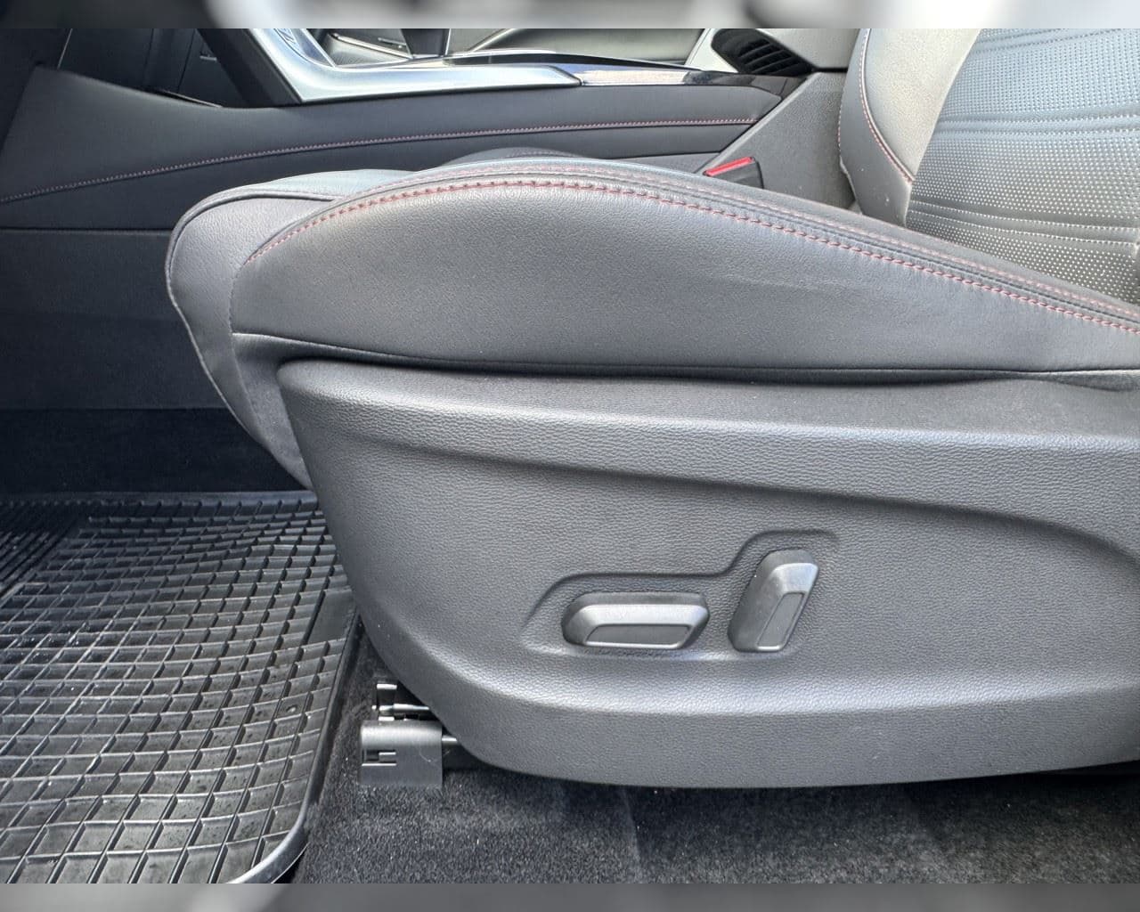 2025 Maxus eUNIQ 6