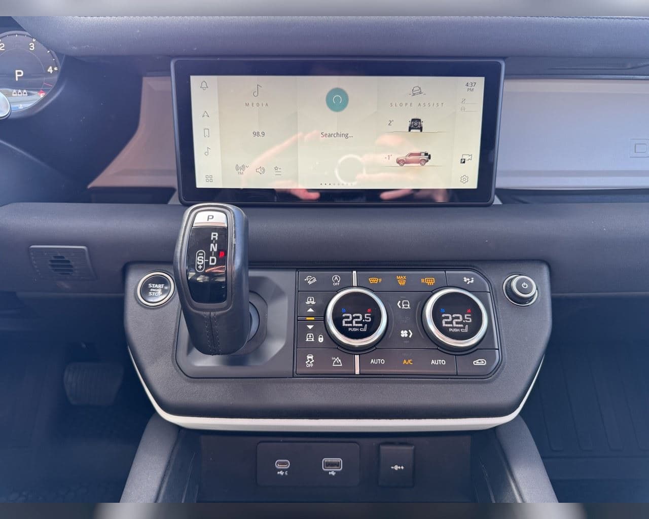 2023 Land Rover Defender
