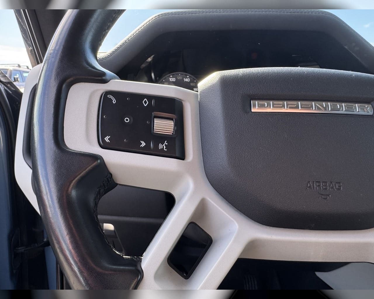 2023 Land Rover Defender