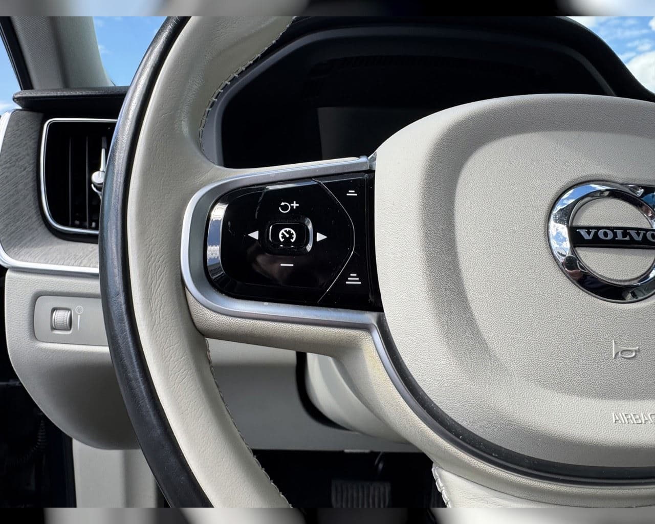 2020 Volvo XC60
