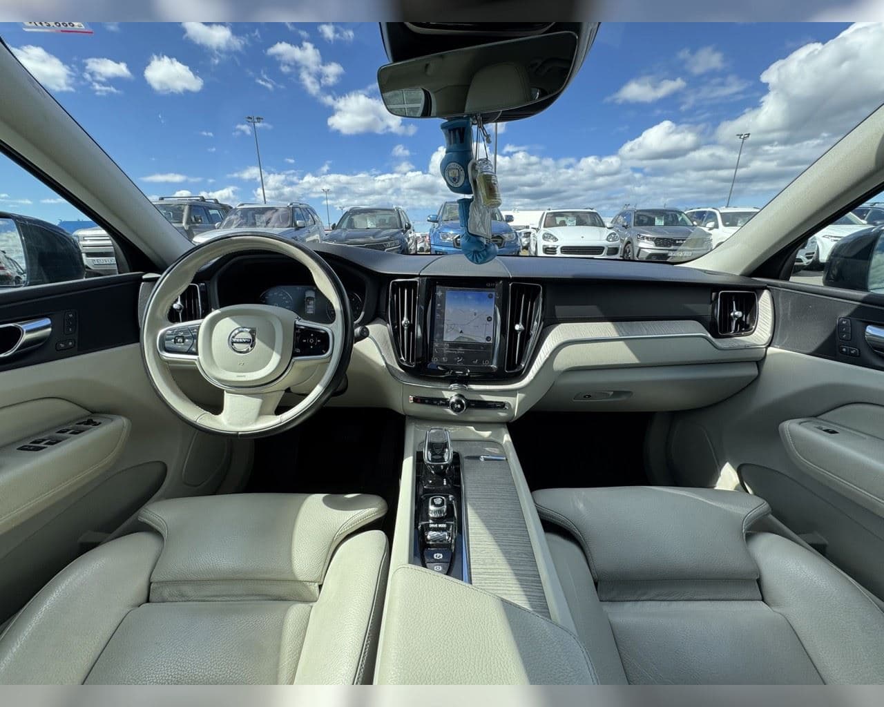 2020 Volvo XC60