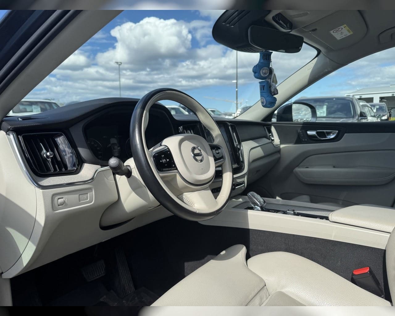 2020 Volvo XC60
