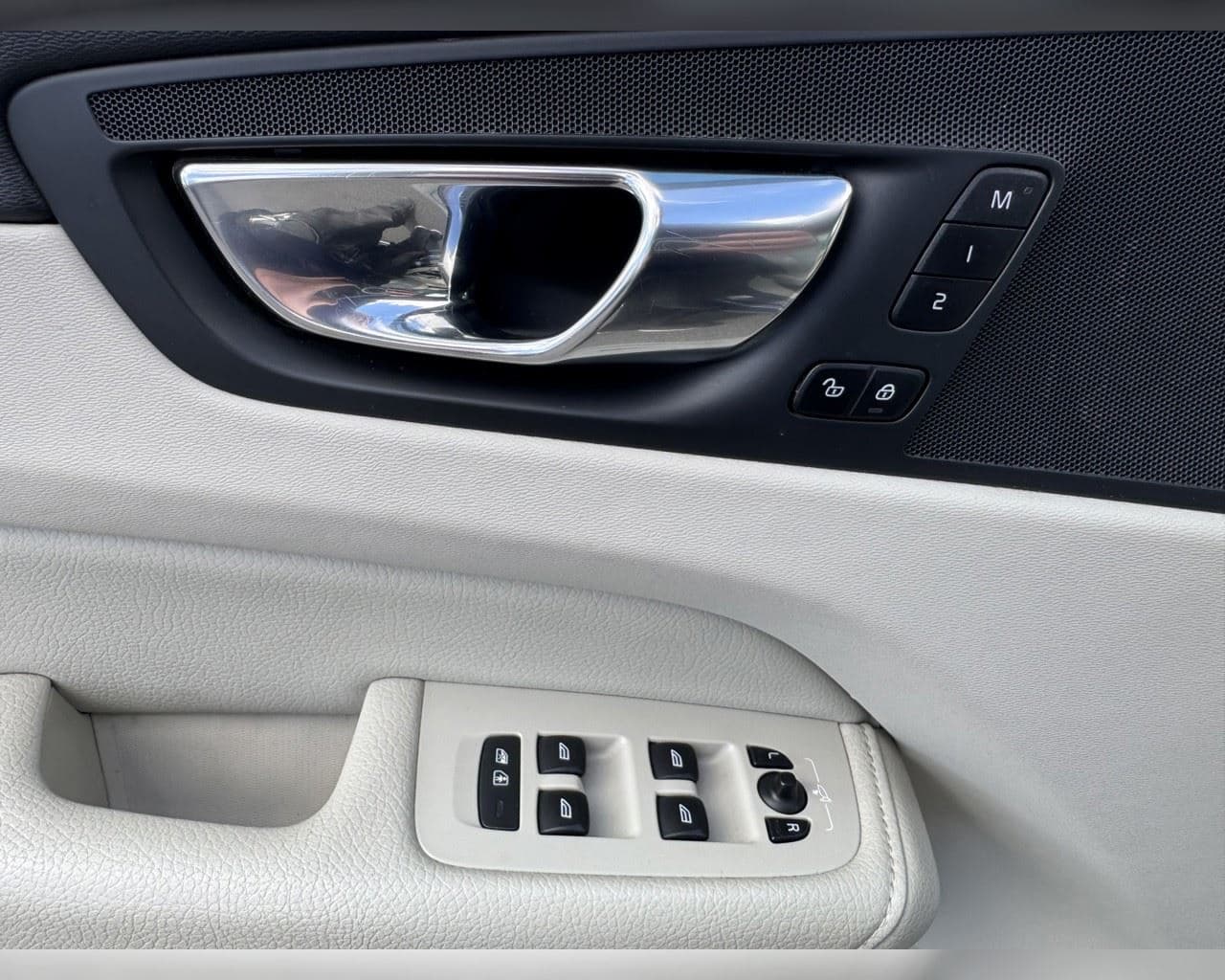 2020 Volvo XC60