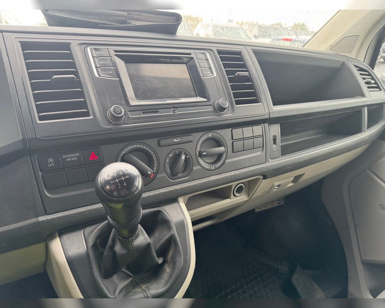 2017 Volkswagen Transporter