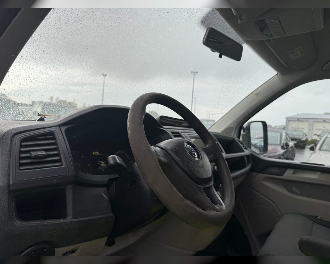 2017 Volkswagen Transporter