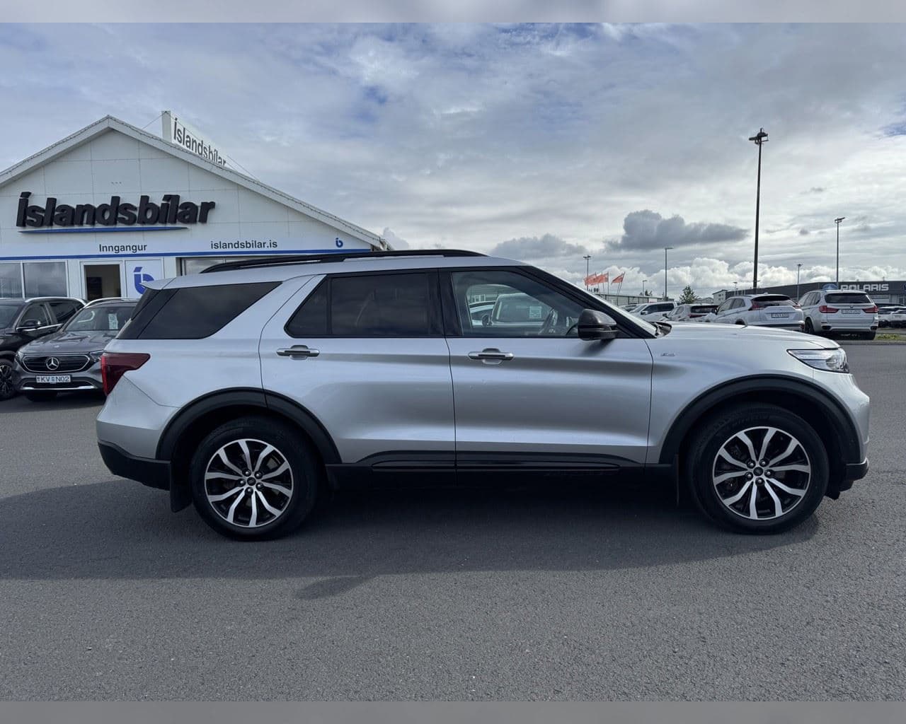 2021 Ford Explorer