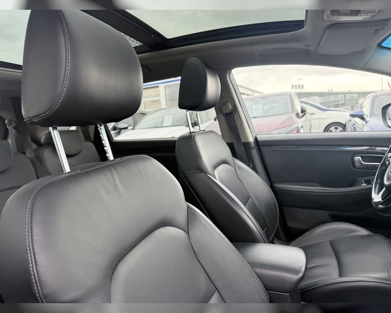 2019 Kia Carens