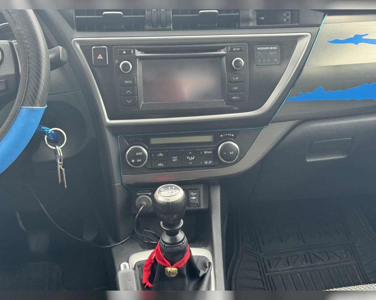 2014 Toyota Auris