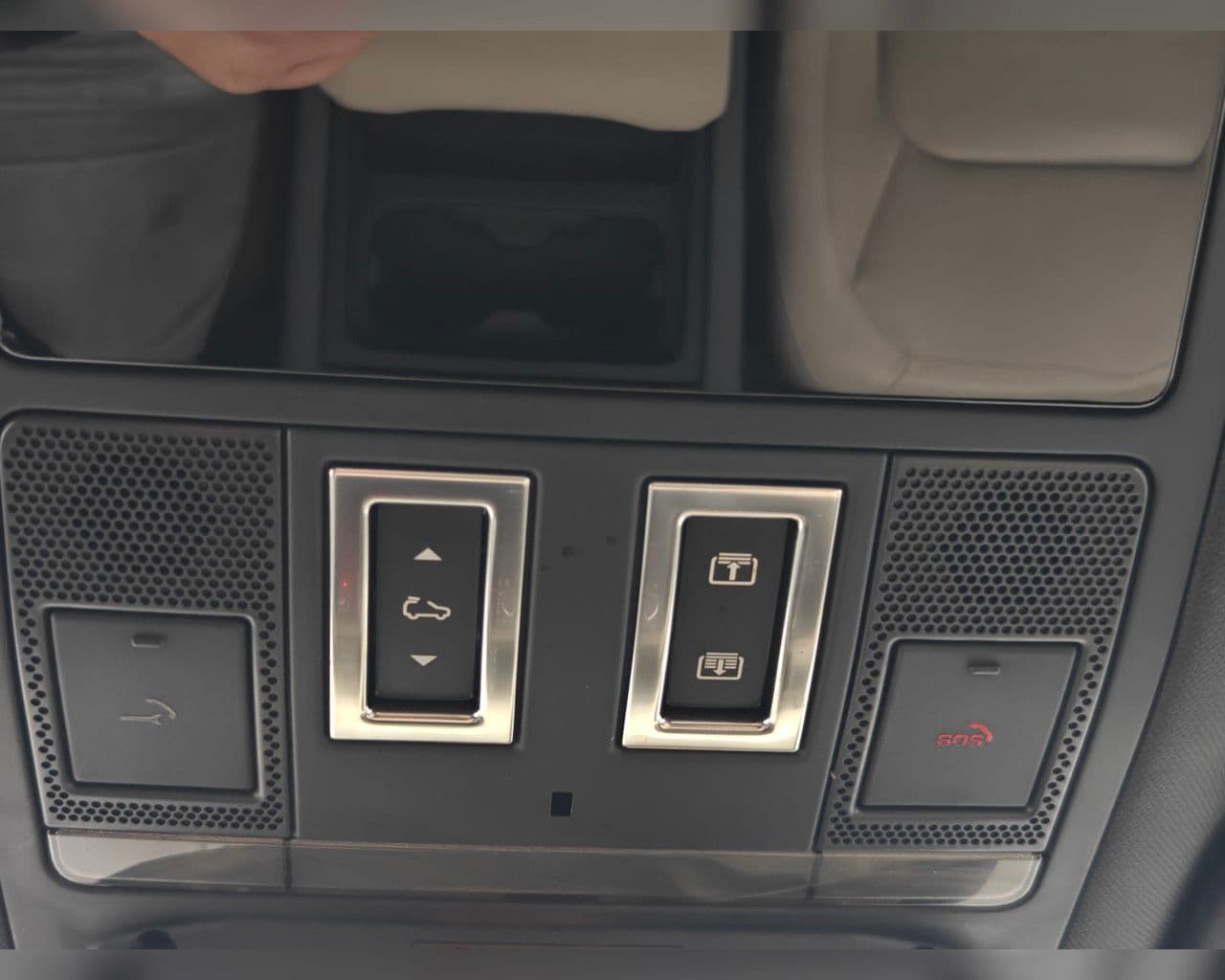 2022 Land Rover Defender