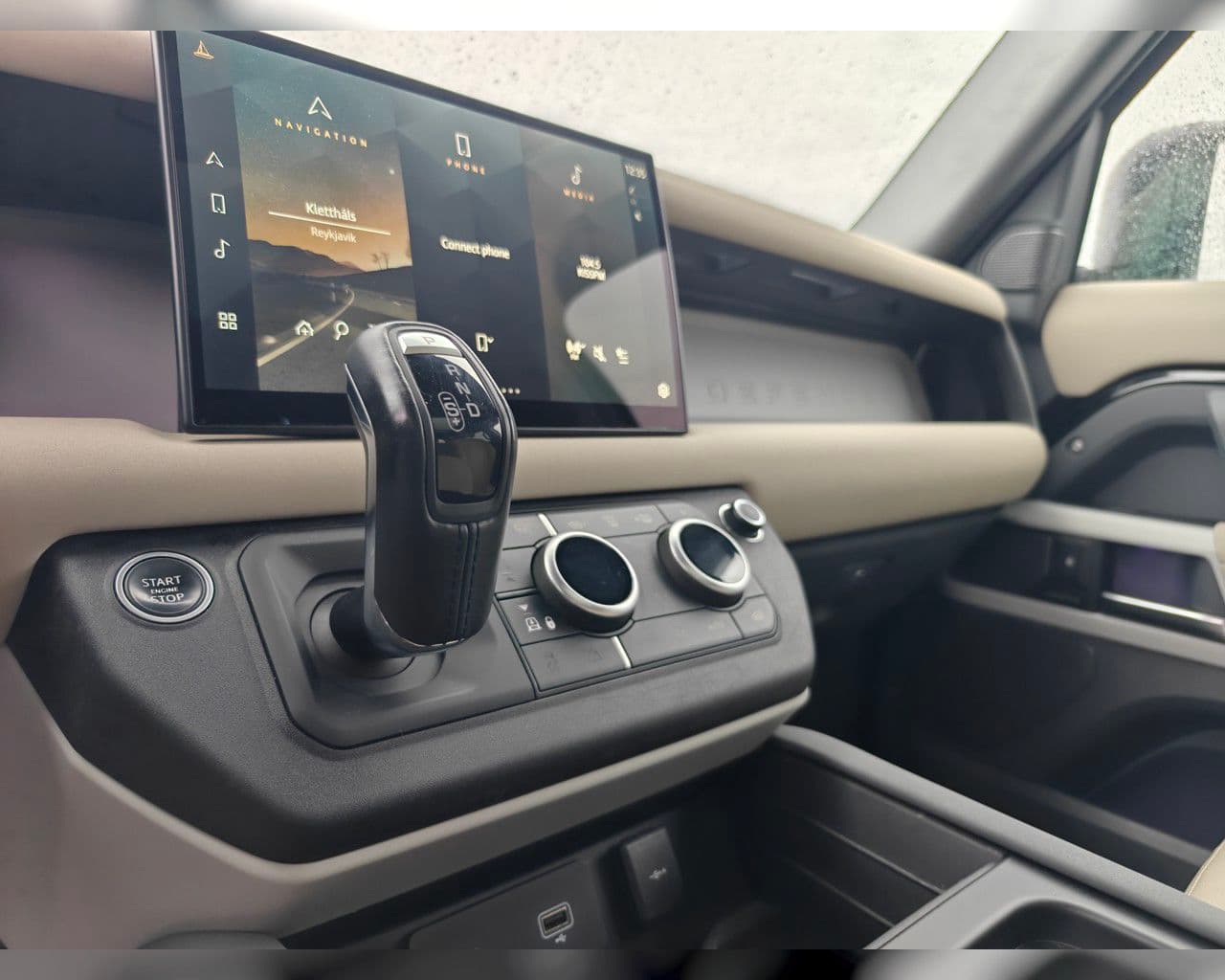 2022 Land Rover Defender