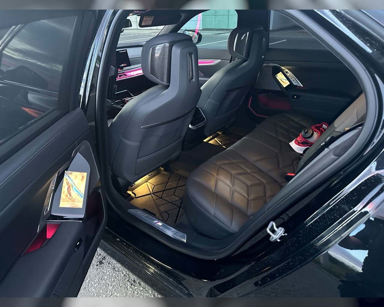 2022 BMW i7