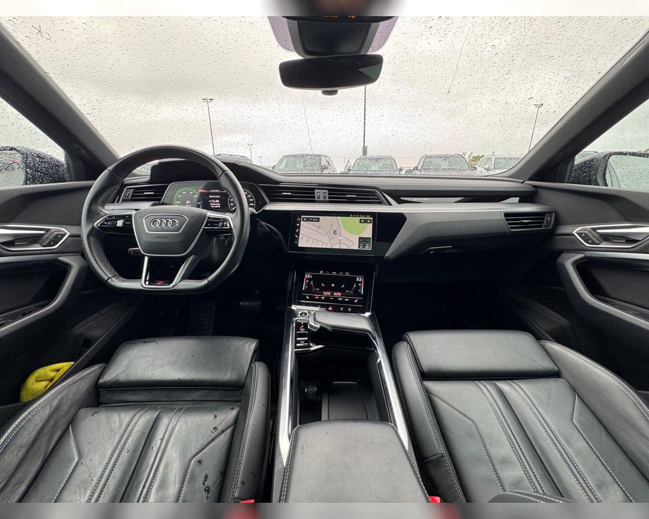 2022 Audi e-tron