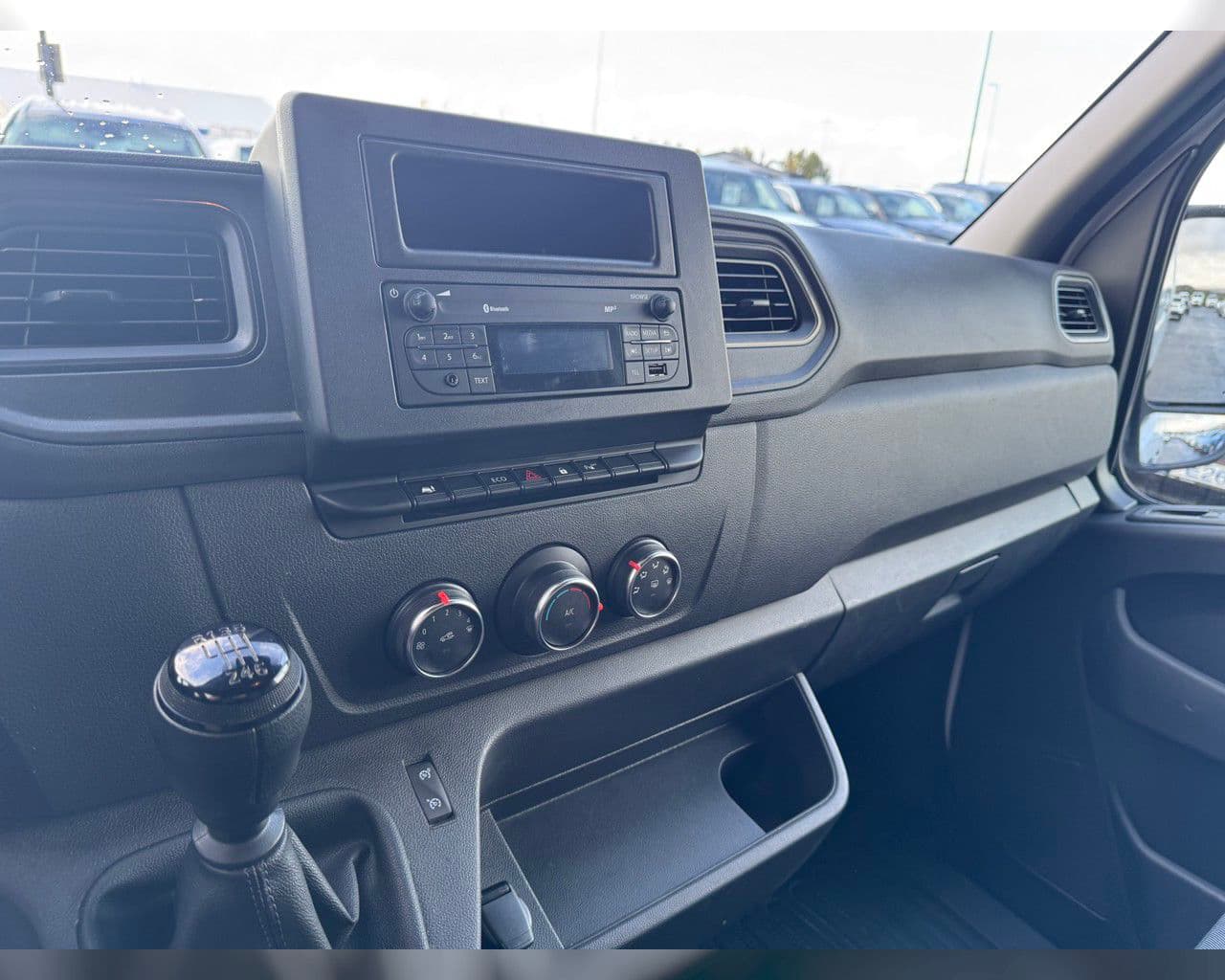 2024 Renault Master