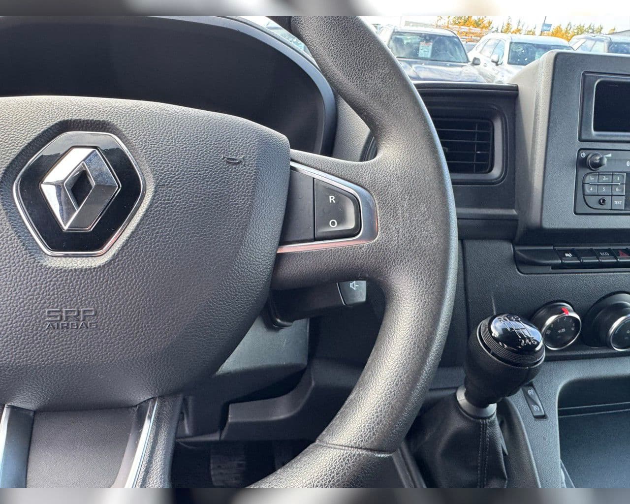 2024 Renault Master