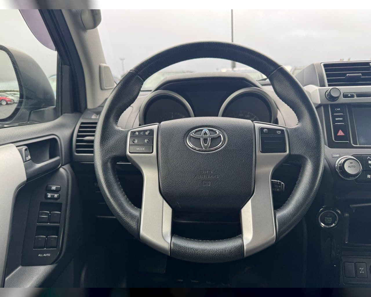 2018 Toyota Land Cruiser