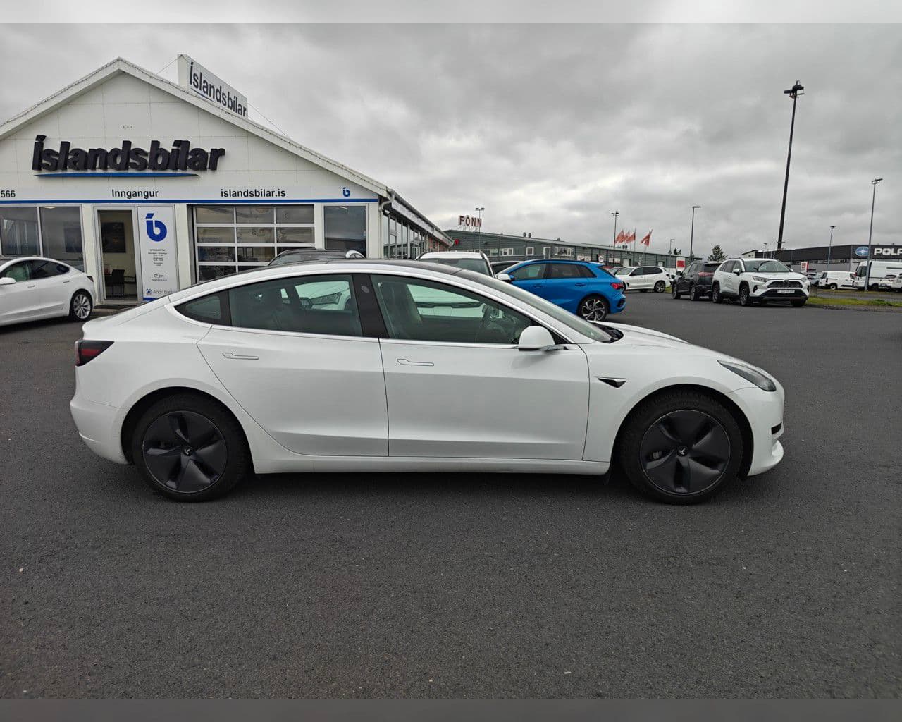 2020 Tesla Model 3