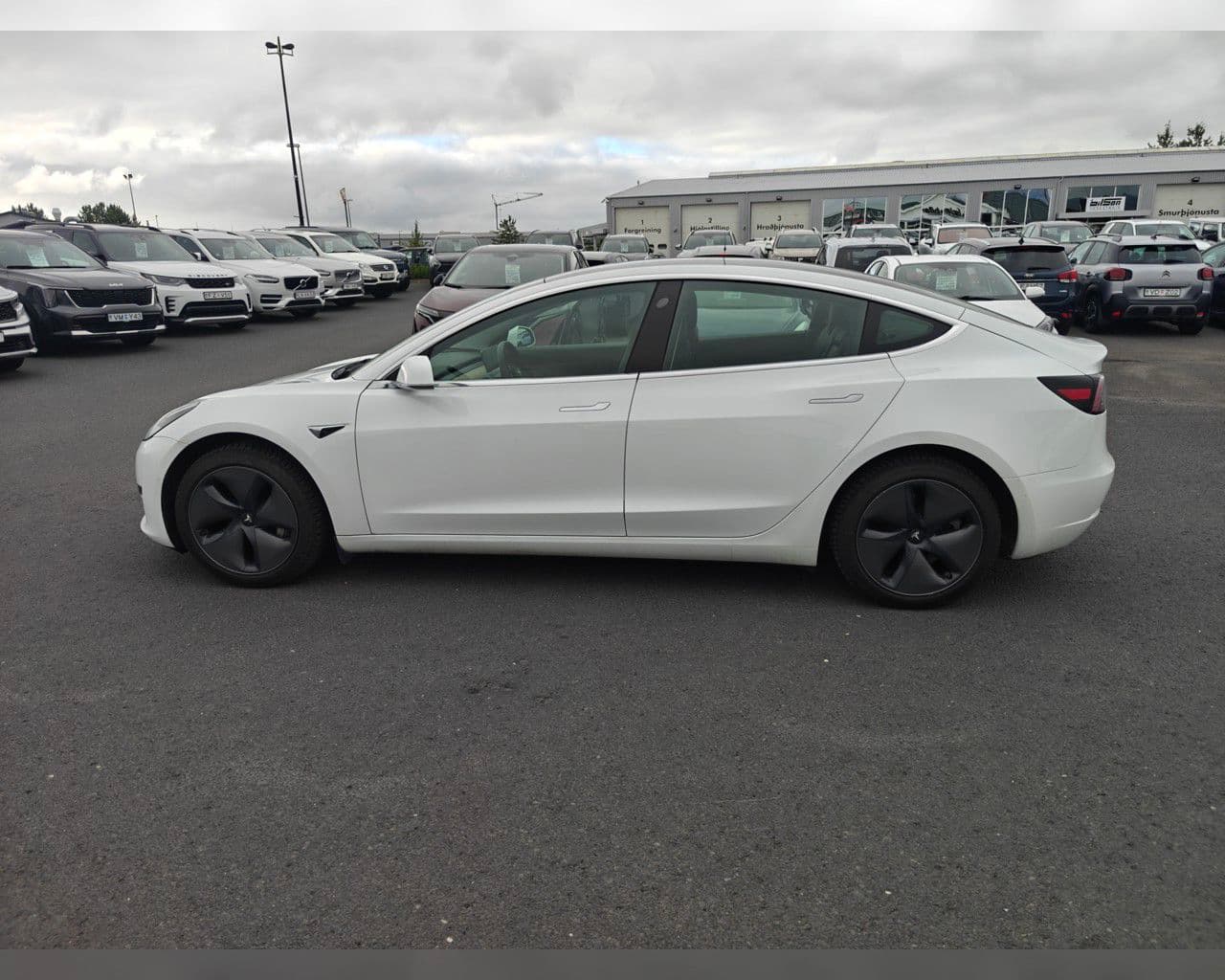 2020 Tesla Model 3