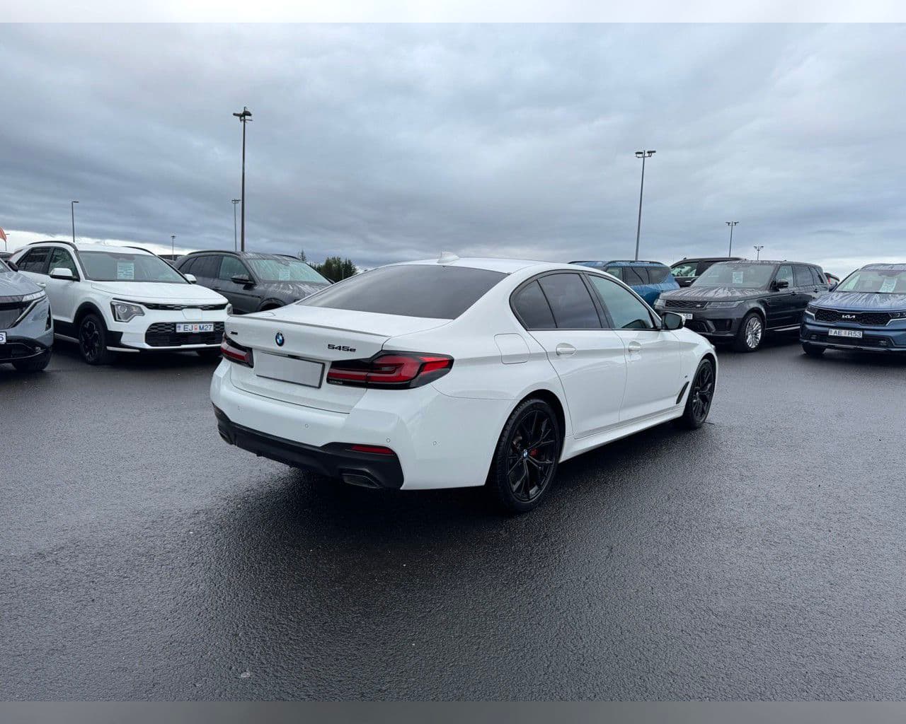 2021 BMW 5 Series 545e xDrive