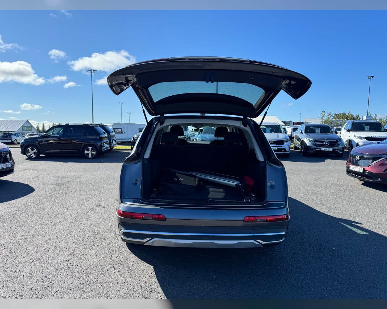 2021 Audi Q7