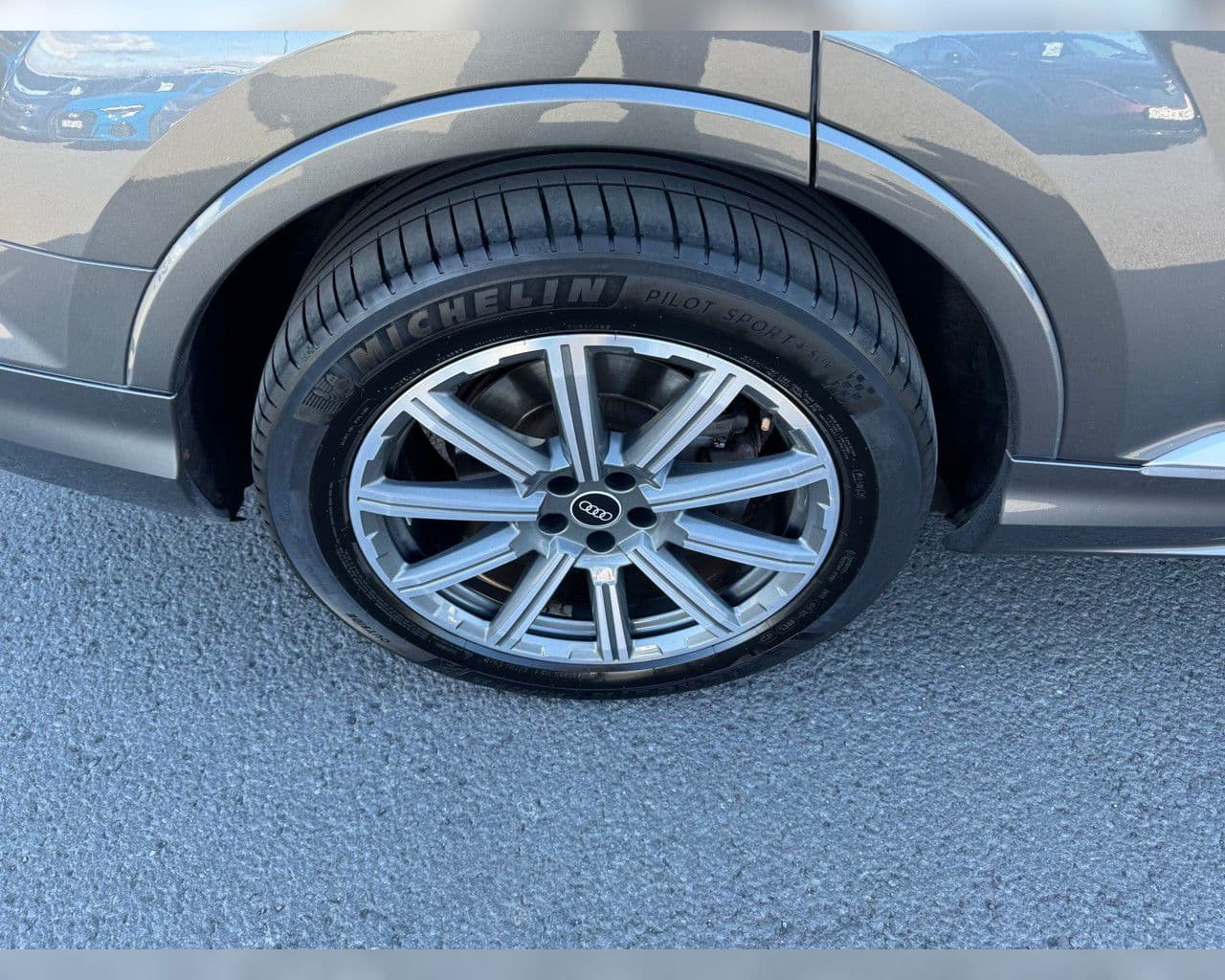 2021 Audi Q7